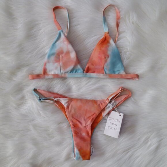 NEW Blue White Red/Orange Tie Dye Bikini Bathing Suit Set Size Medium - Picture 2 of 7